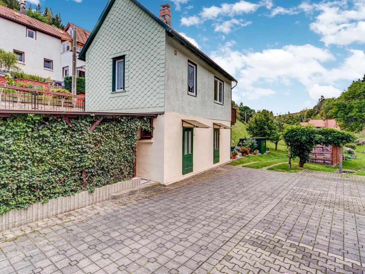 Holiday Home With Garden Langenbach  外观 照片